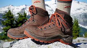 کفش کوهنوردی